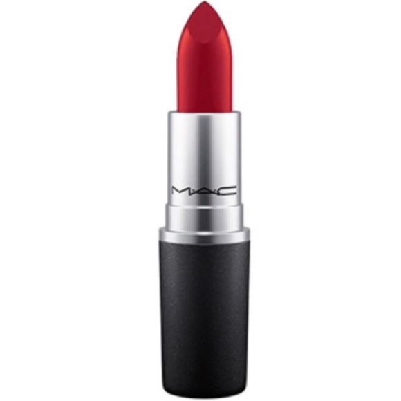 MAC Matte Lipstick Ruby Woo - Picture 2 of 16